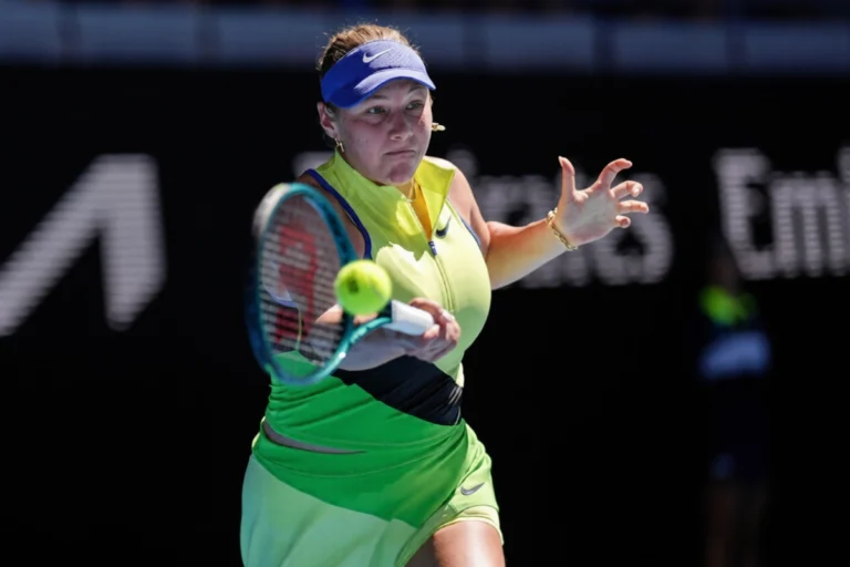 Amanda Anisimova in action against Wang Xinyu at the Australian Open 2026 fourth round