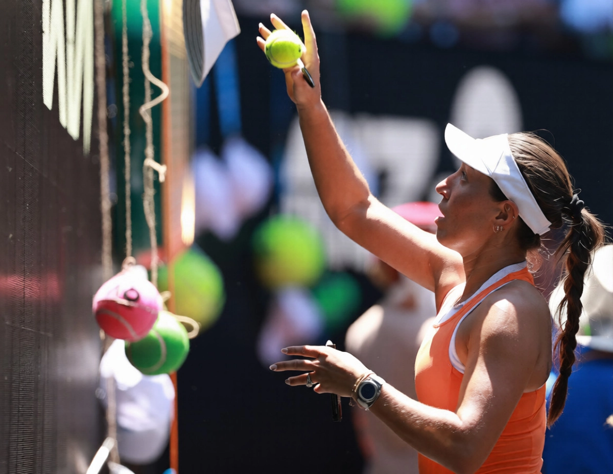 Jessica Pegula giving autograph to the fans at the australian open 2026 fourth round